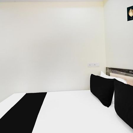 היידראבד Hotel O Sri Balaji Grand מראה חיצוני תמונה