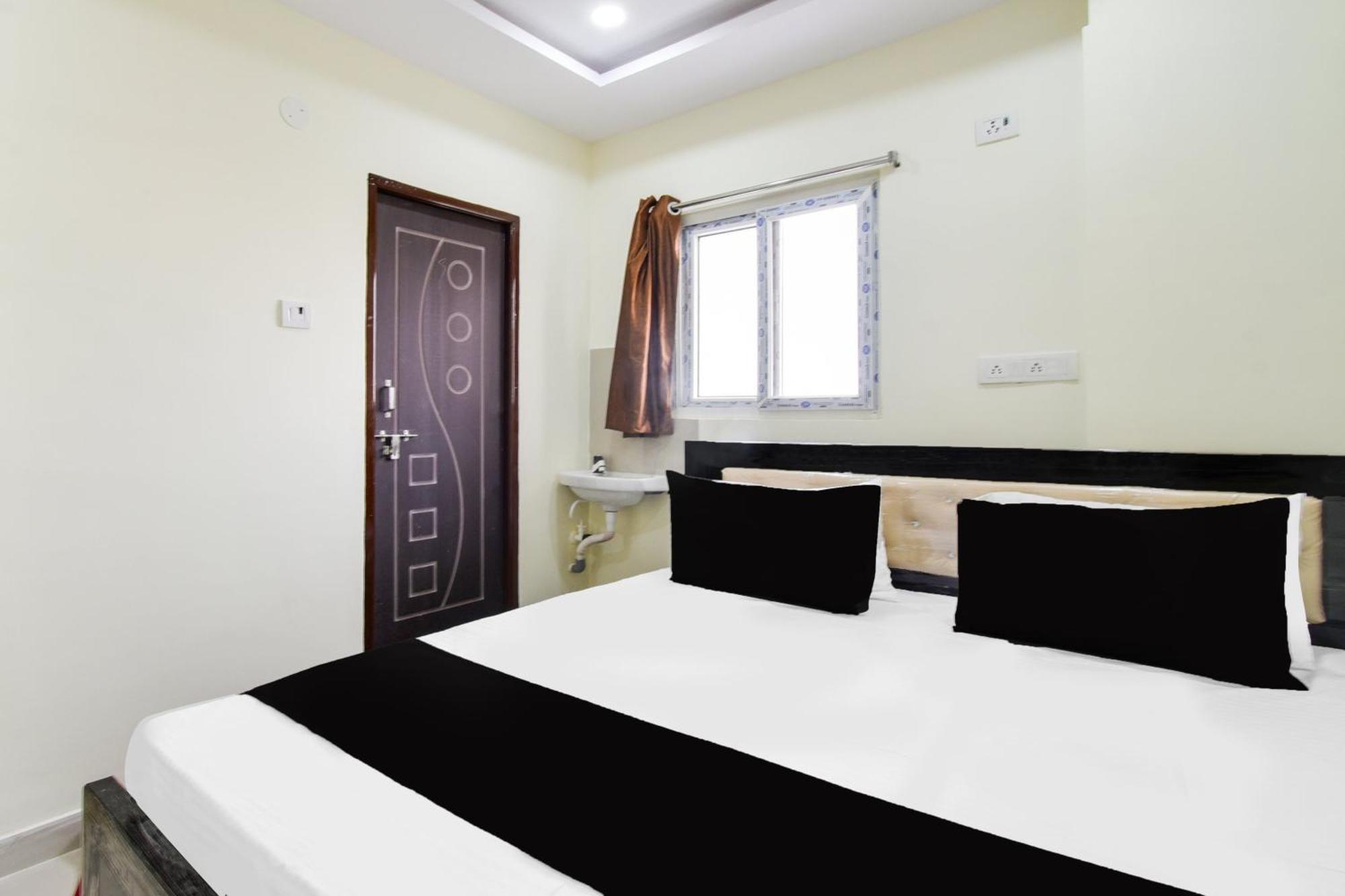 היידראבד Hotel O Sri Balaji Grand מראה חיצוני תמונה